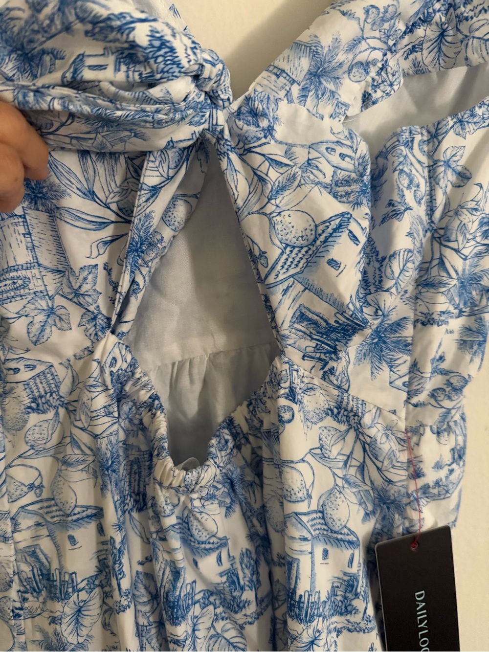 Blue Printed V‑Neck Maxi Dress - Picture 8 of 10